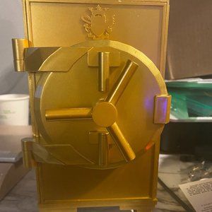 Taylor Swift Fearless Vault Globe